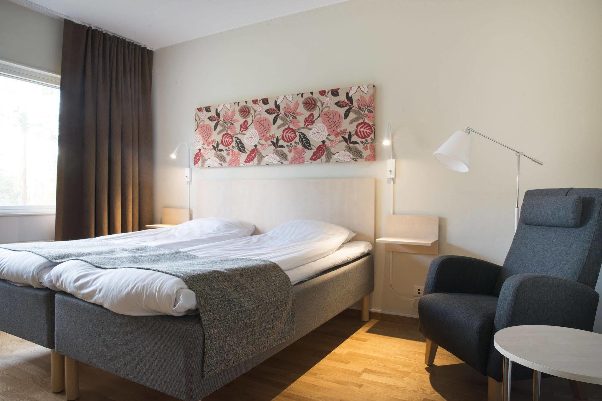 Hotell Bjoerken Umeå Buitenkant foto