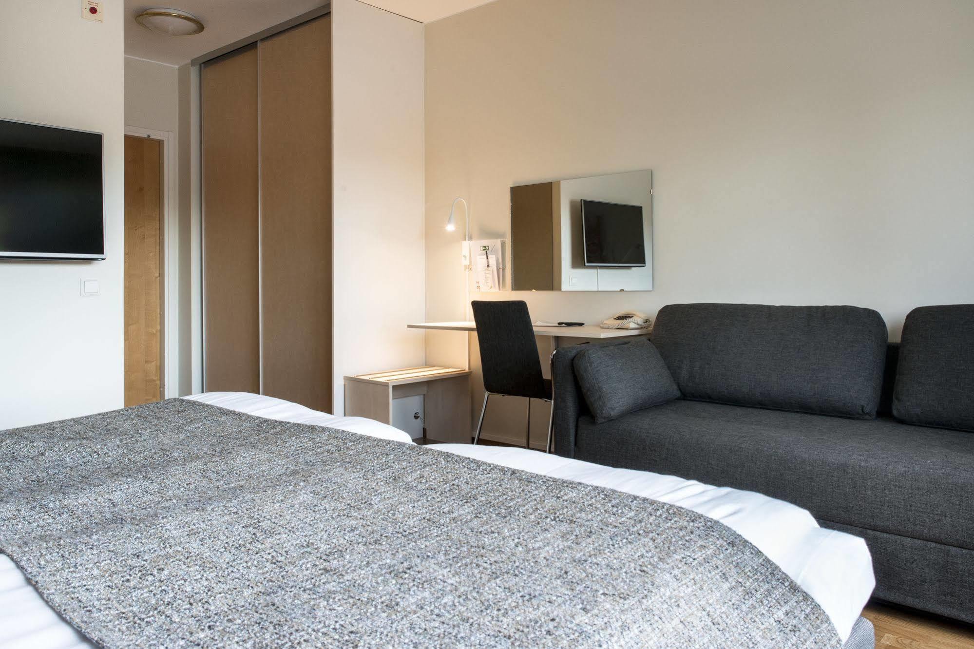 Hotell Bjoerken Umeå Buitenkant foto